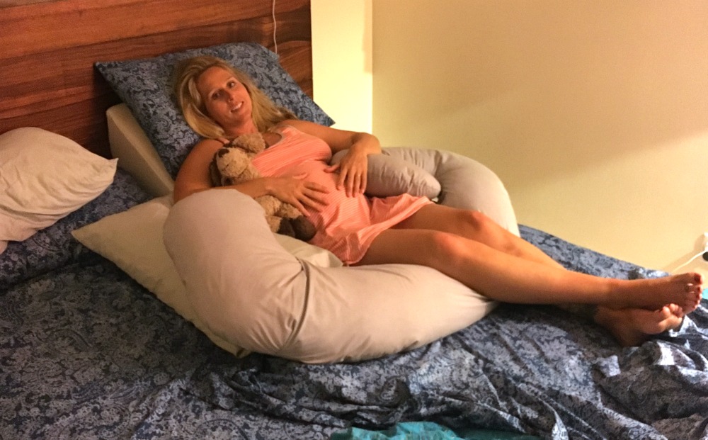 Pregnancy Pillow Fort